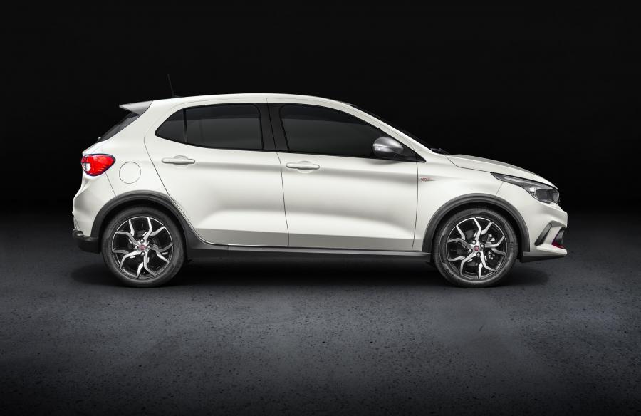  Fiat Argo HGT 2017 года  (фото 18 из 40)